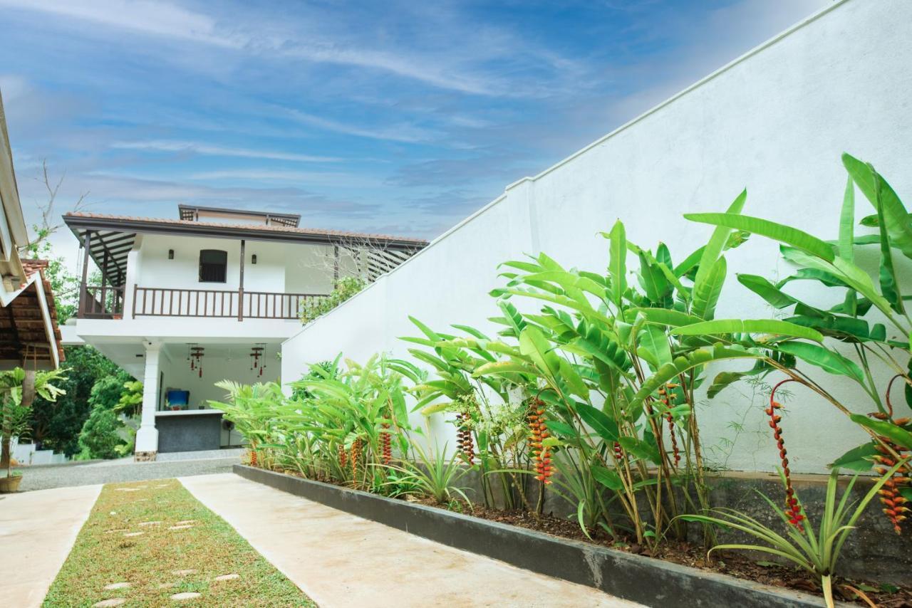 Calm Haven Unawatuna Гостевой дом Талпе